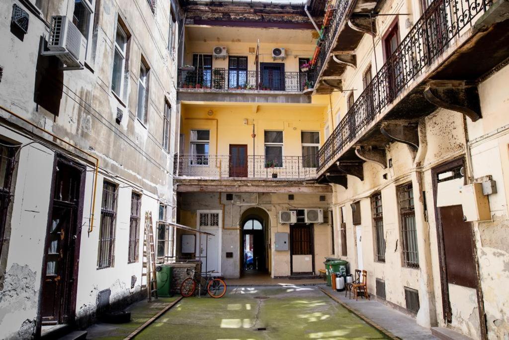 Studio Apartment Next To Famous Party House A38 บูดาเปสต์ ภายนอก รูปภาพ